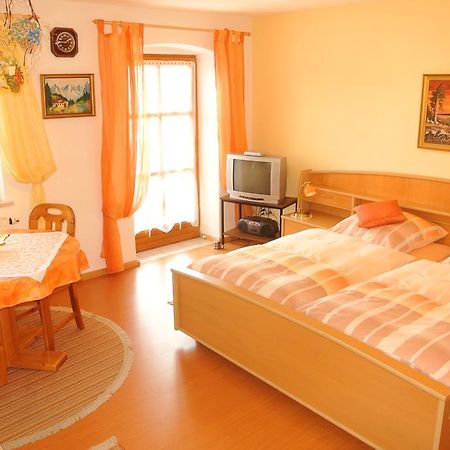 Haus Am Waldrand - Ferienwohnung Augustin Grafenau  Eksteriør billede